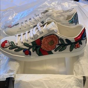 Gucci Ace Floral Miro Soft Sneakers